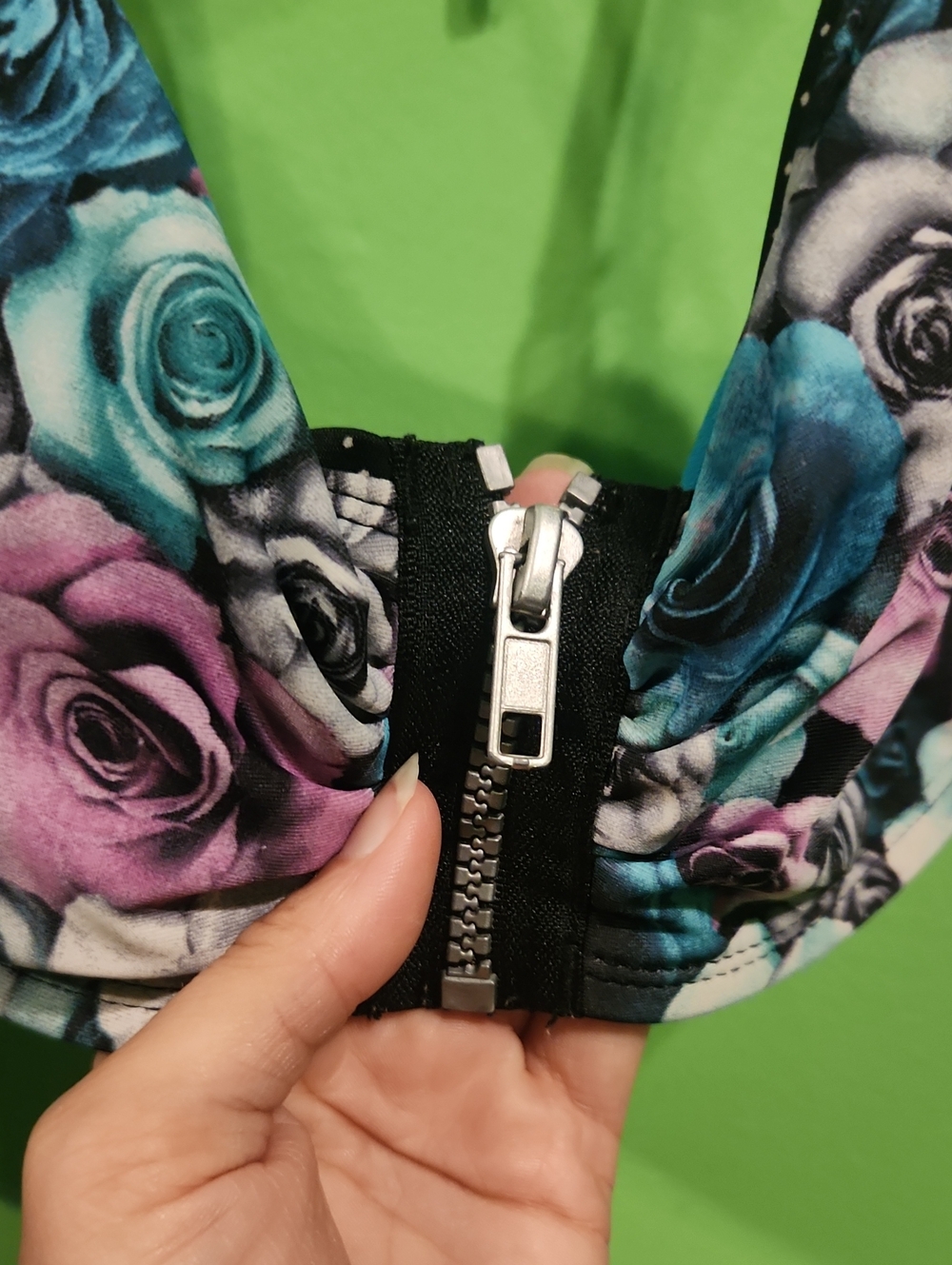 Retro Y2k Roses Bikini Top - Picture 2 of 6